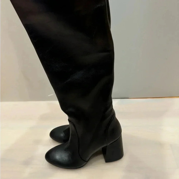 Stuart Weitzman Flareblock 85 Slouch Boot  Size 6.5 New Display Mod. Retail $850 - Picture 3 of 7